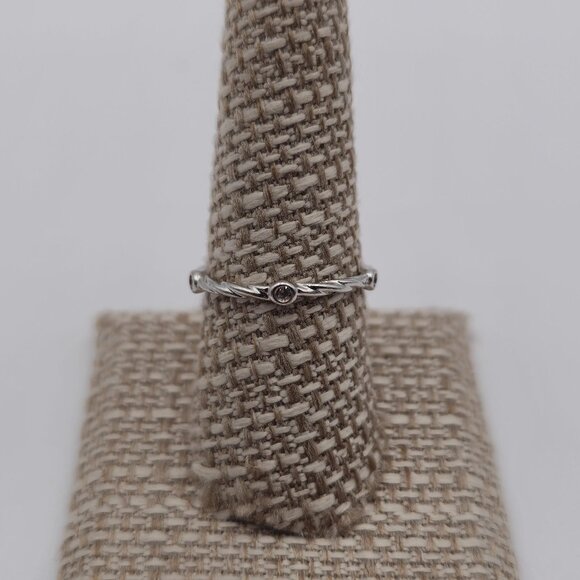 Size 8.25 Sterling Silver Small Genuine Diamonds Bright Ring A2075 - Picture 1 of 9
